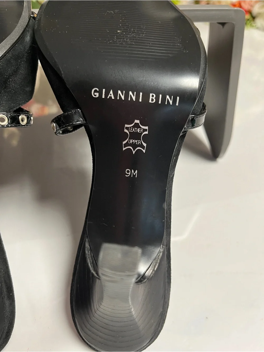 Gianni Bini Black Suede Studded Strappy Mule Heels Silver Grommets Open Toe 9M